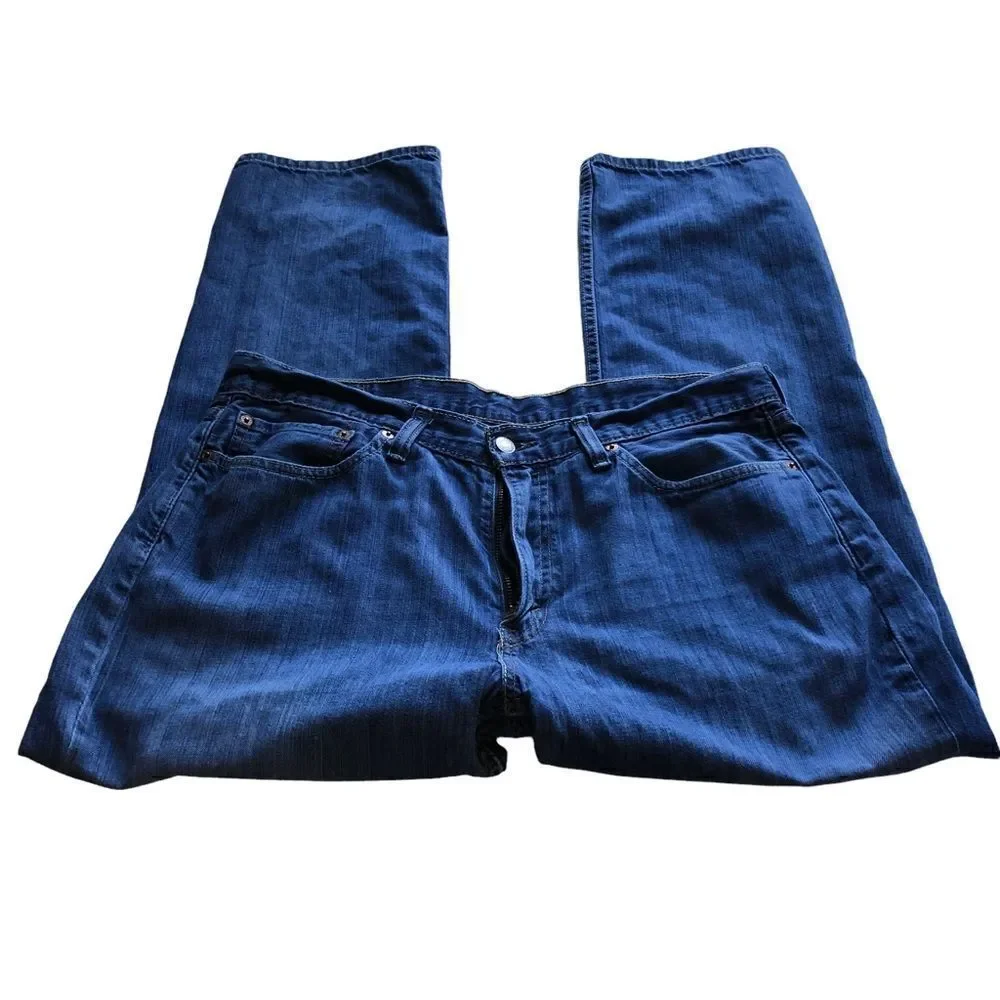 Levi's Mens Jeans slightly faded blue straight leg 36 X 30 - Picture 2 of 6